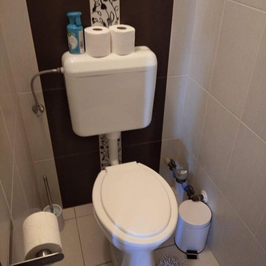 Tahiti Apartman Hajdúszoboszló Exteriör bild